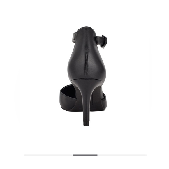 Bandolino Women's Ginata Pump - Picture 3 of 9